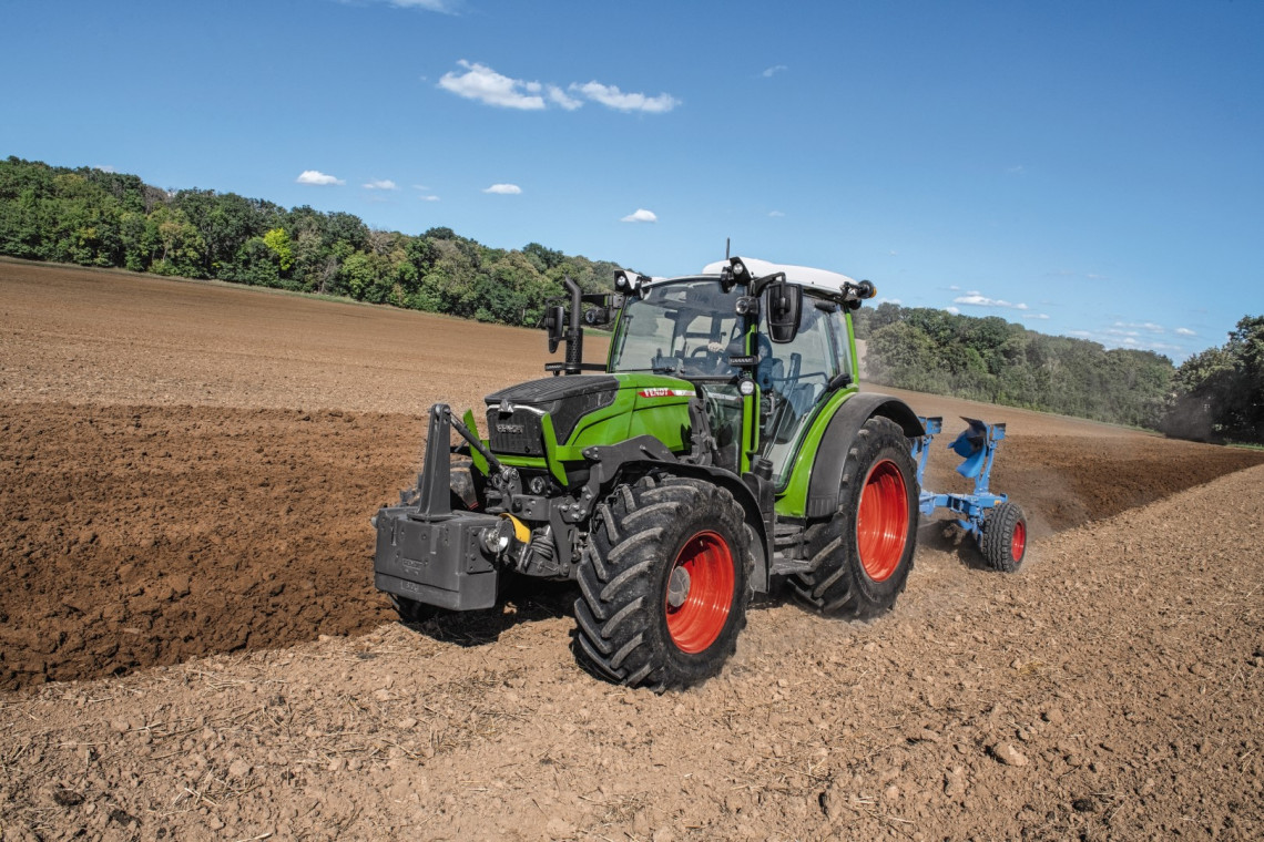 Fendt 200 Vario 1 Large3