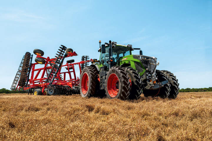 Fendt 900 Vario USA 2 Large2