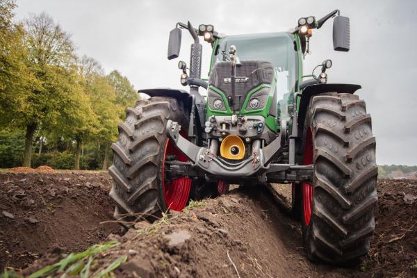 vohamij fendt 5962 2