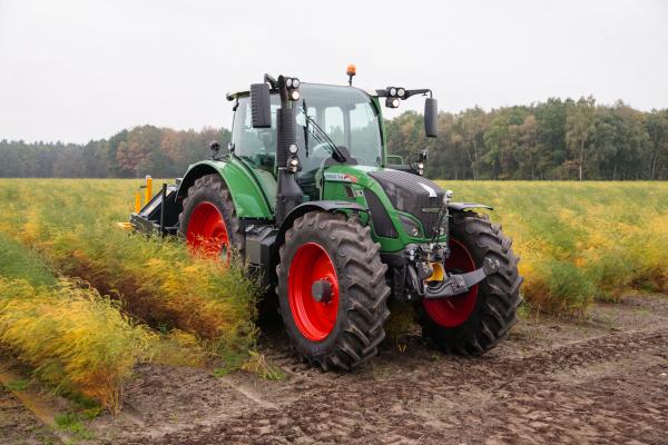 vohamij fendt 6082 2